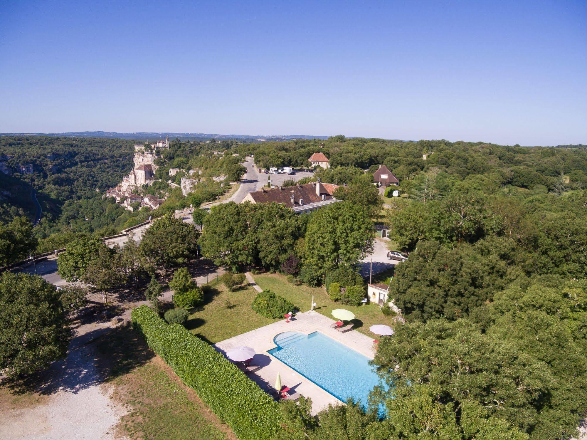 Hotel Logis - Le Bellaroc - 2 Etoiles Et Restaurant 2*